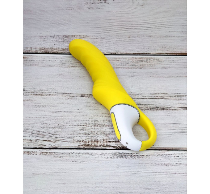 Вибратор для стимуляции точки G с ребристой структурой Satisfyer Yummy Sunshine, желтый
