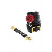 Поножі на щиколотку чорні Taboom Wild Roses Ankle Cuffs з декоративними червоними трояндами