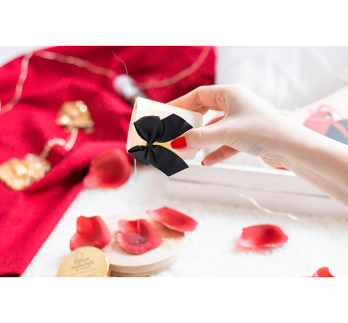 Свічка для масажу та поцілунків Bijoux Indiscrets, с солоною карамеллю