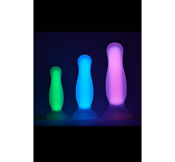 Анальна пробка, що світиться Dream Toys RADIANT SOFT SILICONE GLOW IN THE DARK PLUG MEDIUM PURPLE