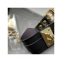Ошейник широкий черный Kinky Diva Collar Me! с золотистым замочком и ключиком
