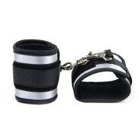 Система фиксации для кровати Roomfun Restraint Kit черная