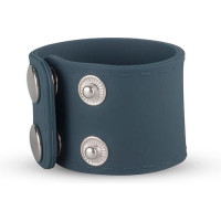 Эрекционное кольцо в форме ремешка Boners Ball Strap синее, L