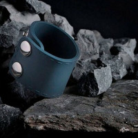Эрекционное кольцо в форме ремешка Boners Ball Strap синее, L