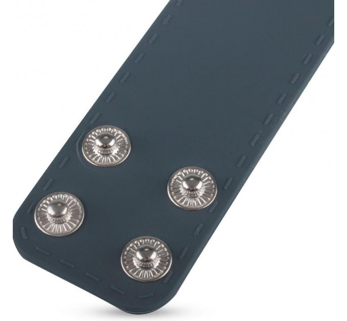 Эрекционное кольцо в форме ремешка Boners Ball Strap синее, L